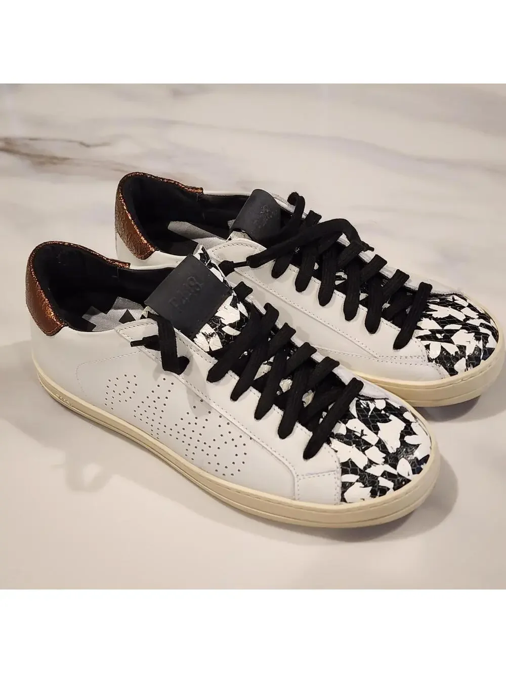 P448 John White Leather Sneakers Womens Size 7 Animal Print Toe